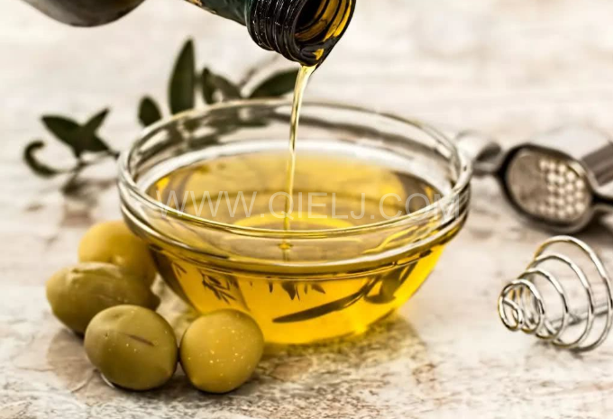怎樣健康的選擇食用油?企鵝糧油機械為您簡單講述(圖3) 怎樣健康的選擇食用油?企鵝糧油機械為您簡單講述(圖3)